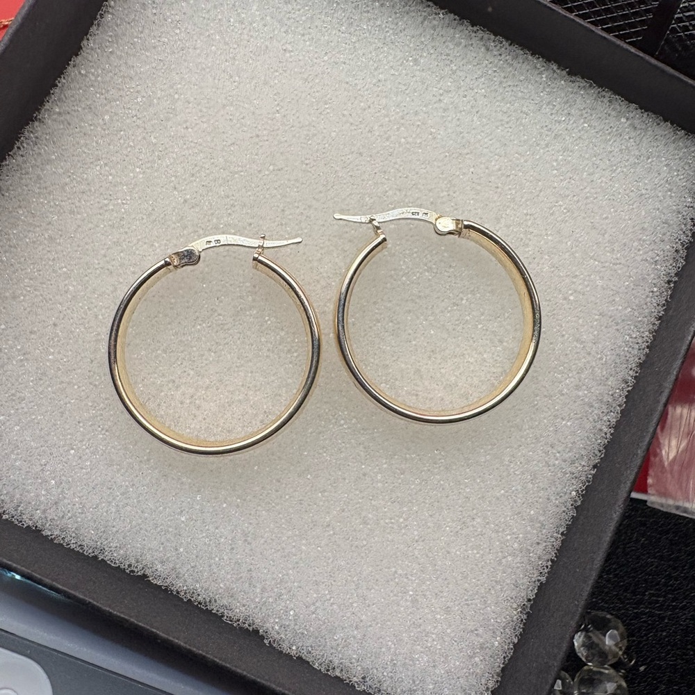 Classic Sterling Silver Hoop Earrings - Polished Silver Finish